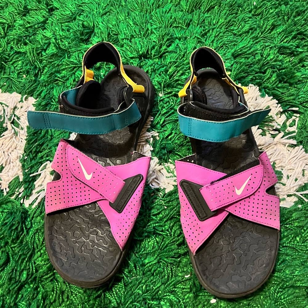 Nike Air Deschutz+